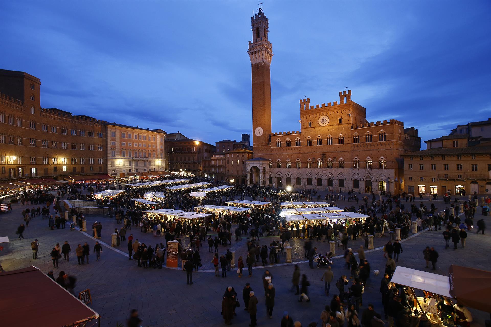 Mercato nel Campo