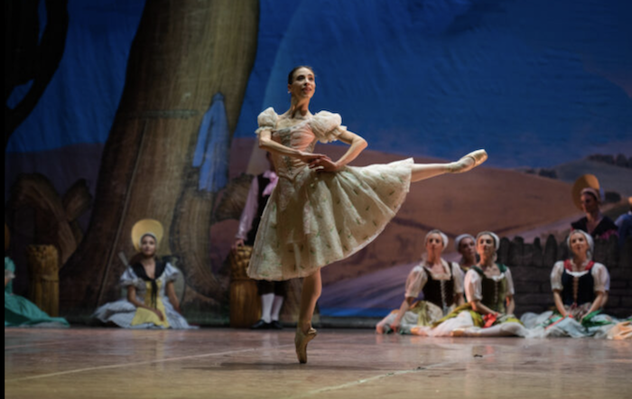 La fille mal gardee. Rebecca Bianchi, Alessio-Rezza. ph.Fabrizio Sansoni Opera di Roma