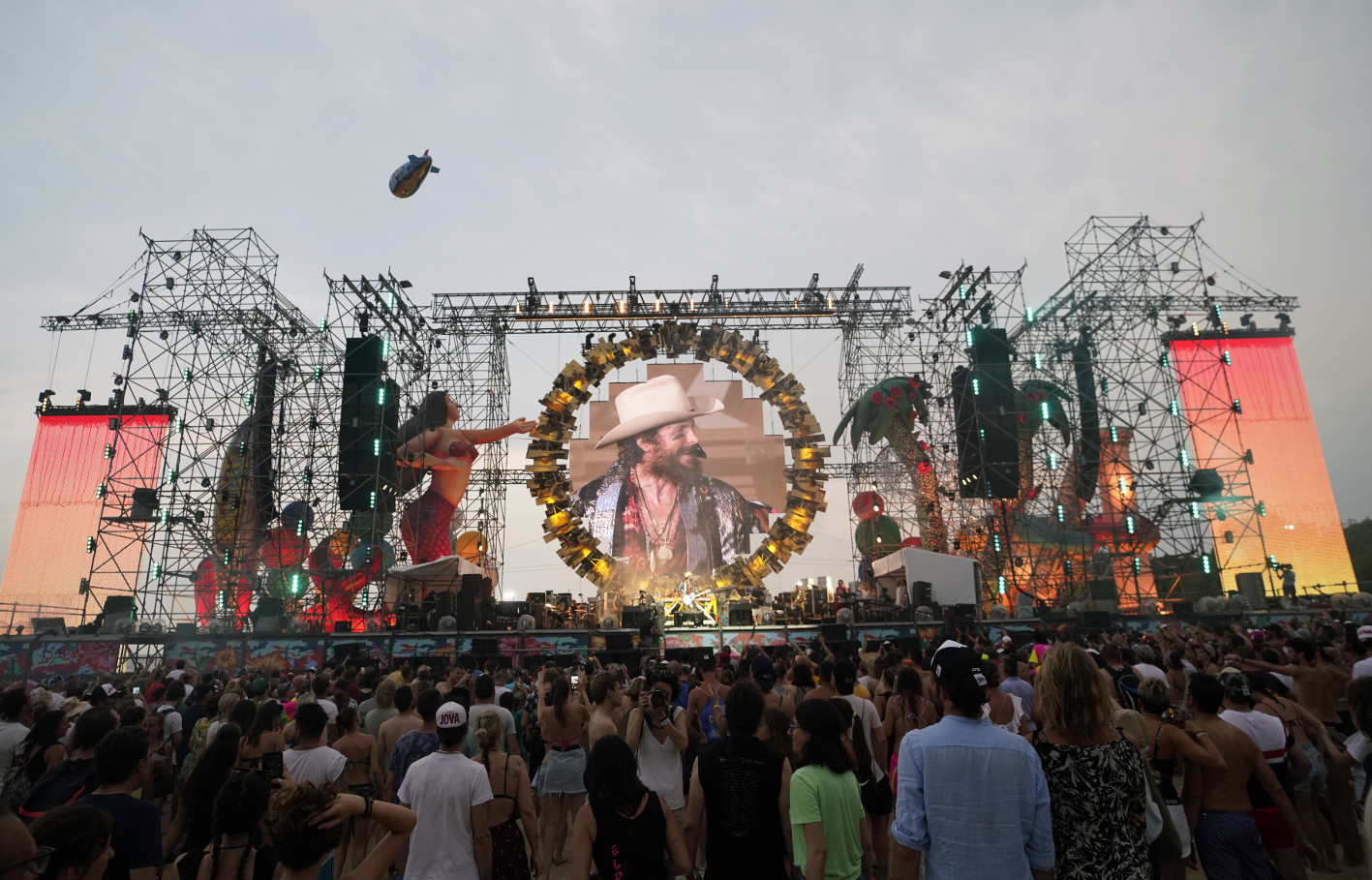 jova beach party viareggio