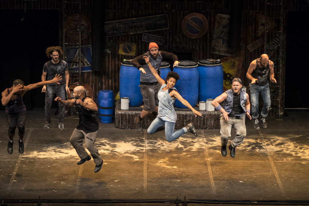 STOMP