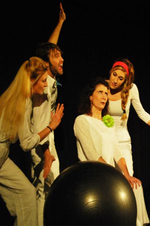 Una giornata di teatro civile